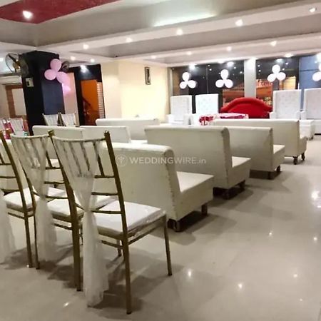 New Kumar Hotel & Banquet Lakhnau Kültér fotó